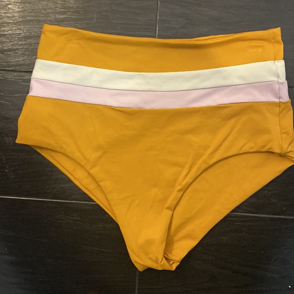 L*Space Stripe Bikini - Picture 3 of 5